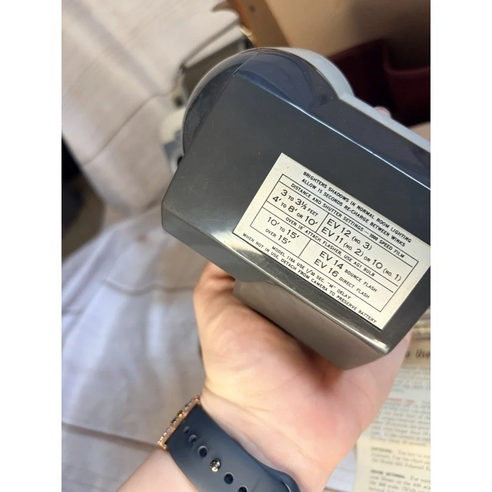 Polaroid Land‎ Camera Model 80A w Case Wink Light Flash Vintage Kit